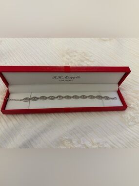 R.H. Macy & Co. Sterling and Diamond Link Bracelet in Silver